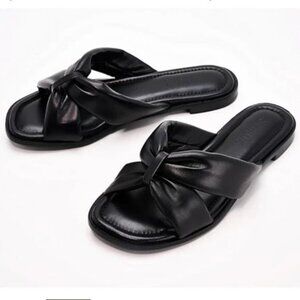Schutz Puffy Leather Slide Sandals - Fairy Black  Sz.8.5
